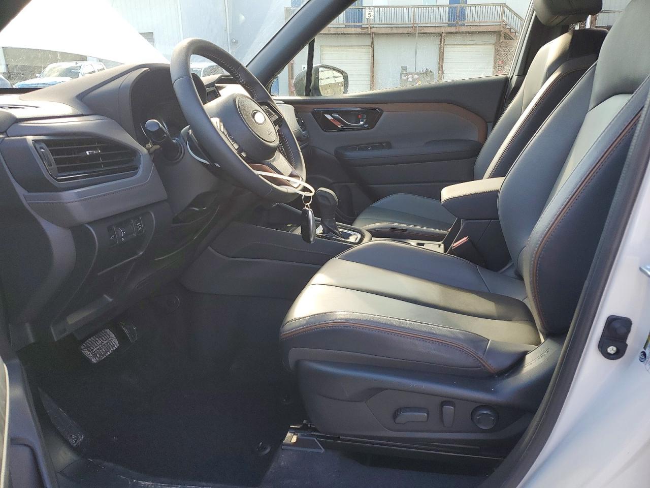2025 SUBARU FORESTER SPORT photo 13