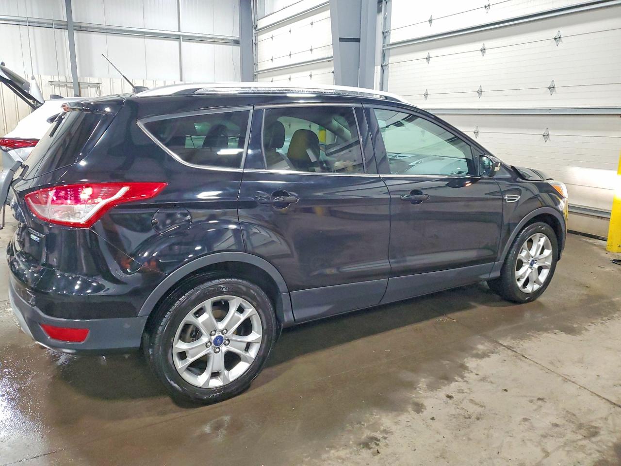 2016 FORD ESCAPE TITANIUM photo 3