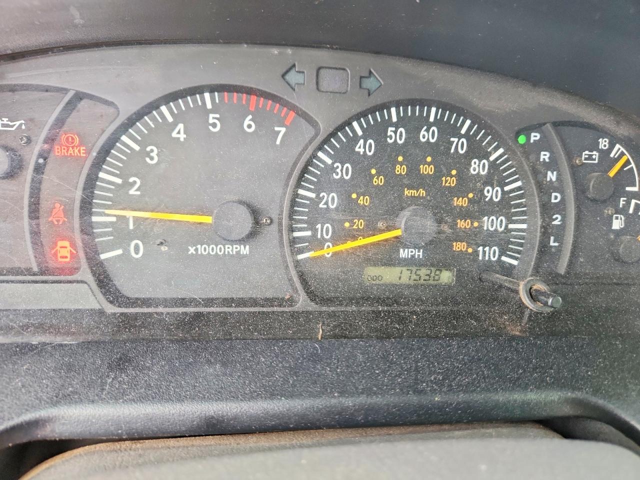 2001 TOYOTA TUNDRA SR5 photo 9