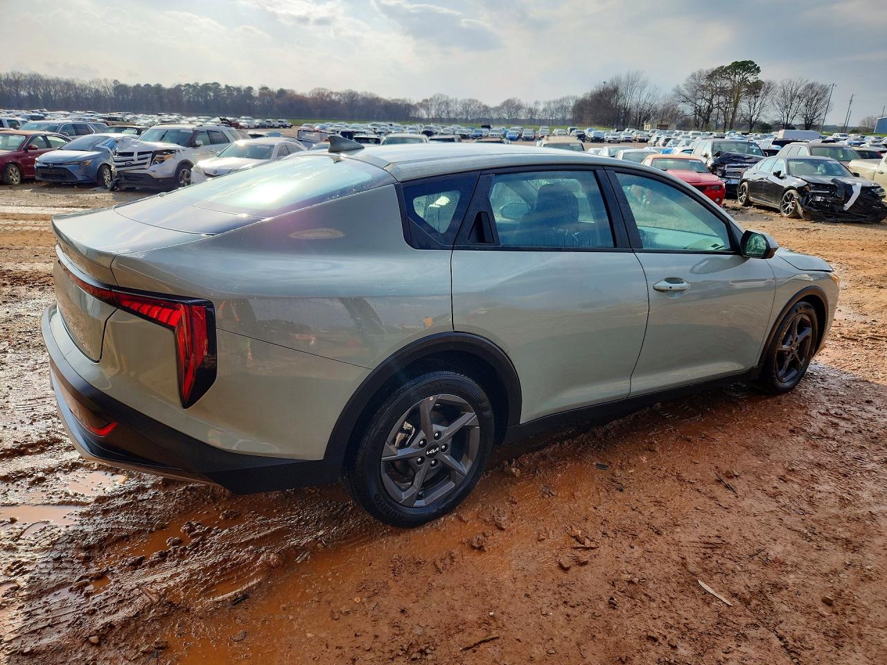 2025 KIA K4 LXS photo 5