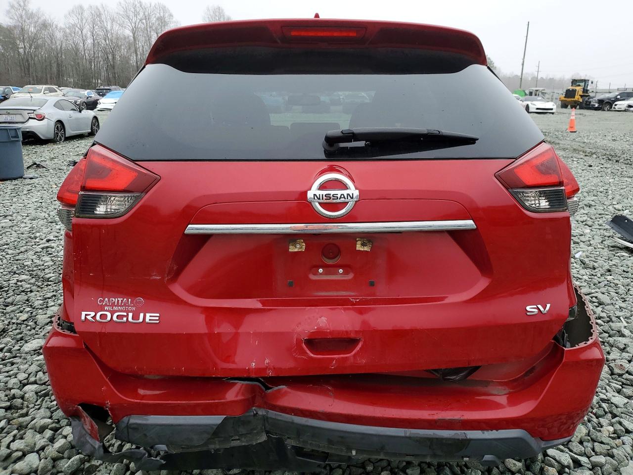 2017 NISSAN ROGUE SV photo 11
