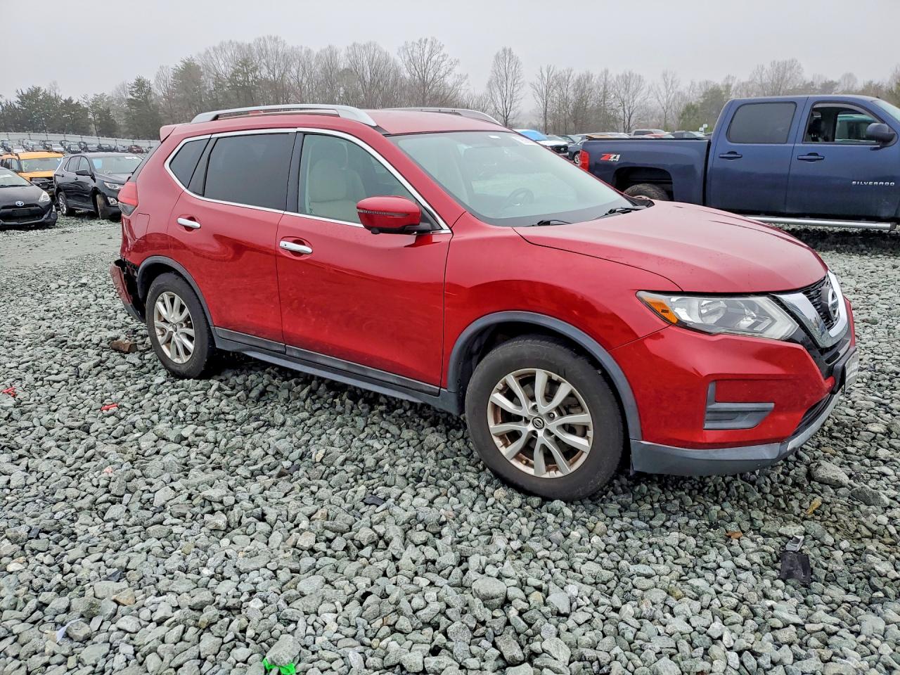 2017 NISSAN ROGUE SV photo 7