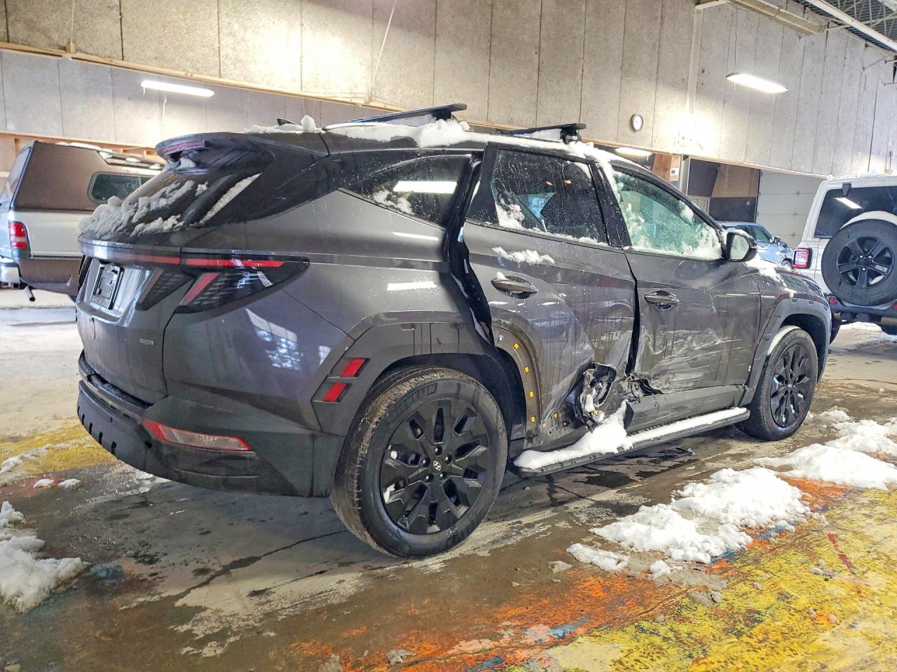 2023 HYUNDAI TUCSON XRT photo 3