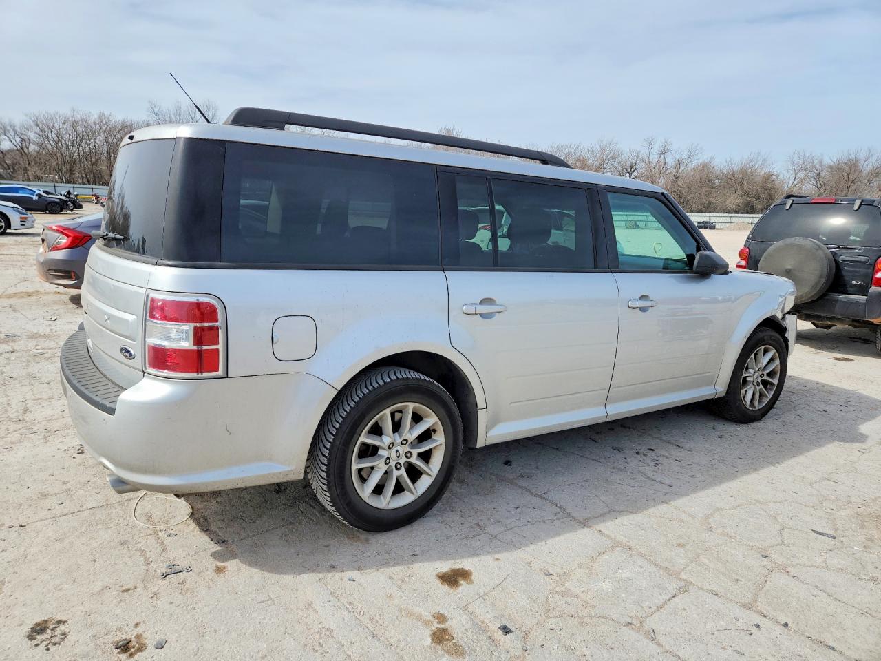 2016 FORD FLEX SE photo 3
