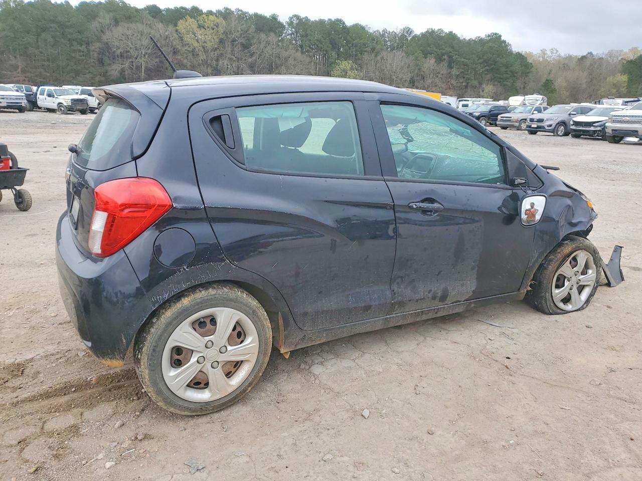 2019 CHEVROLET SPARK LS photo 5