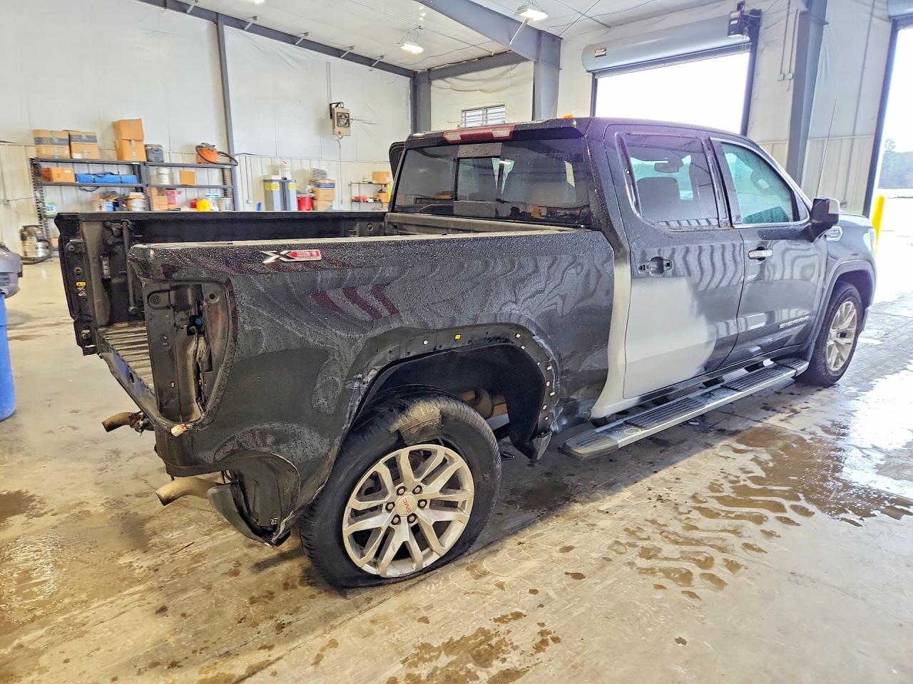 2020 GMC SIERRA K1500 SLT photo 5