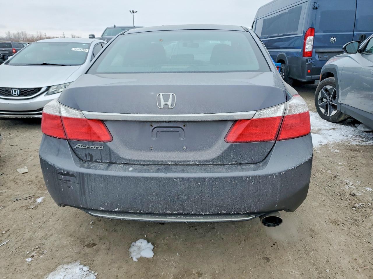 2015 HONDA ACCORD photo 6