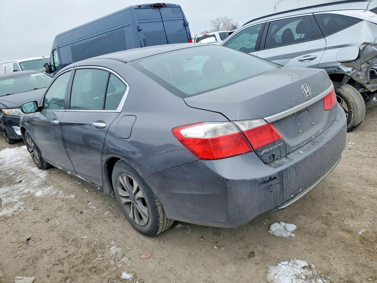 2015 HONDA ACCORD photo 2