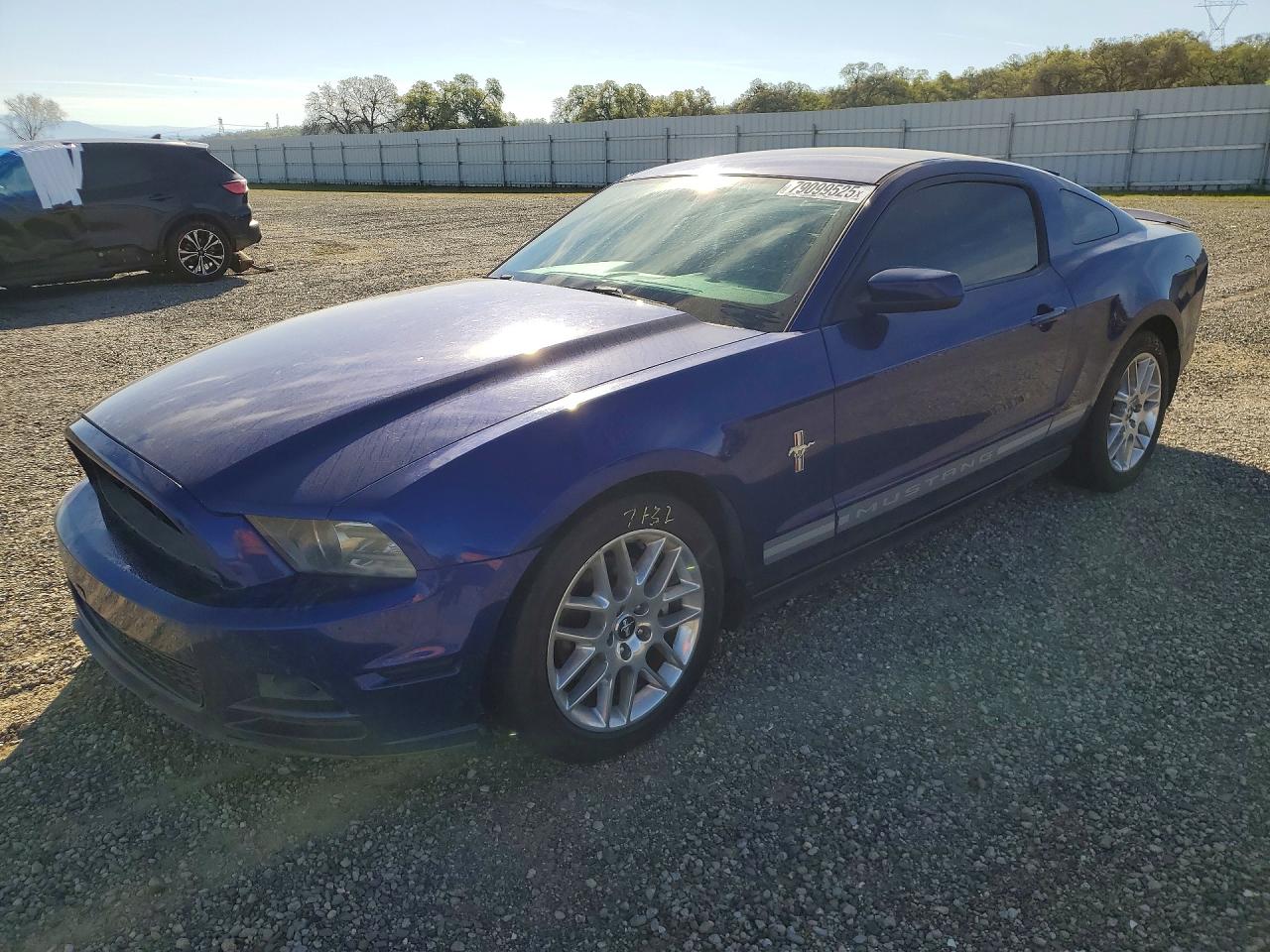 2013 FORD MUSTANG