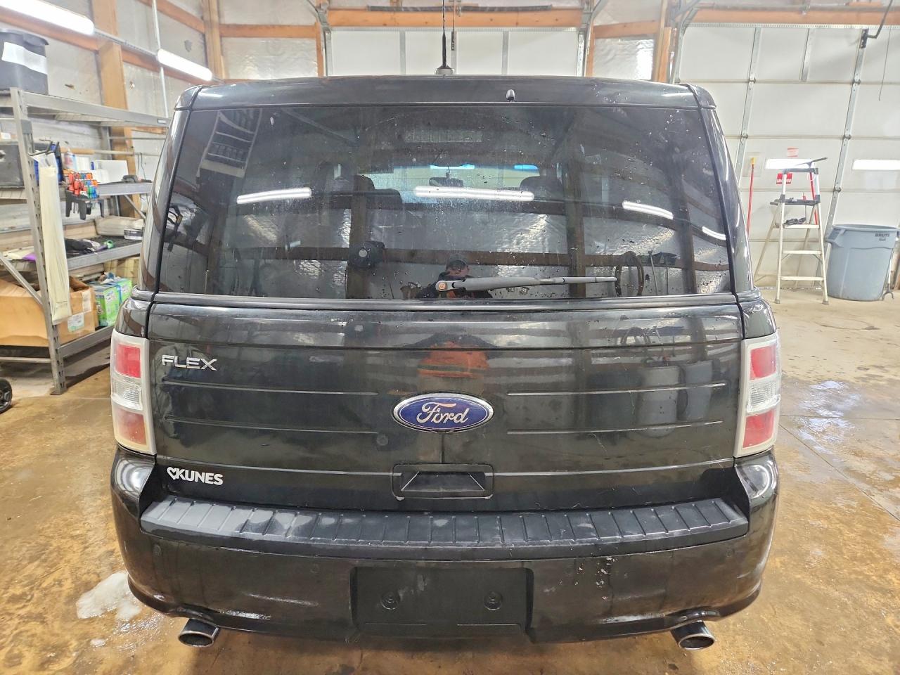 2014 FORD FLEX SE photo 16