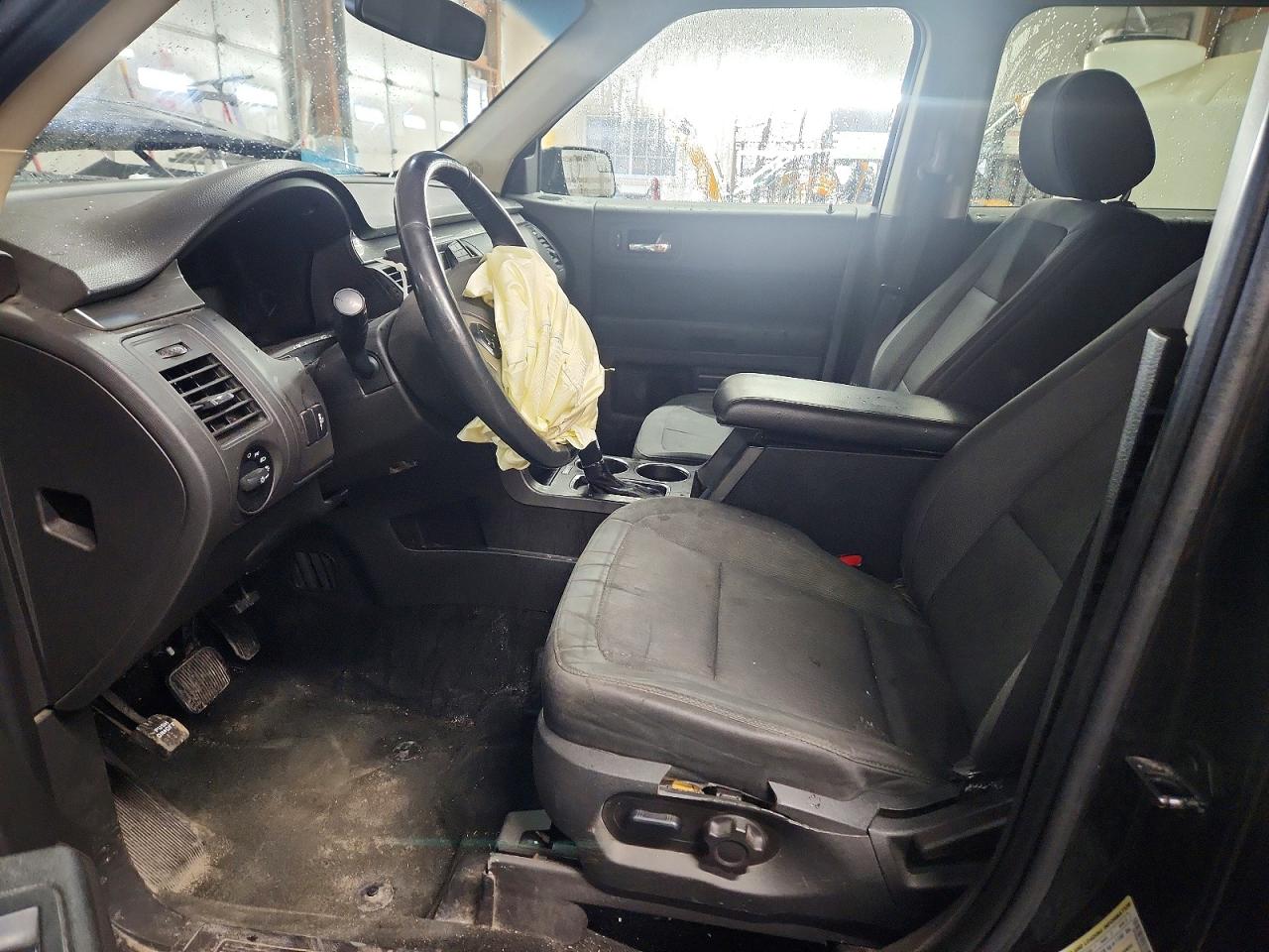 2014 FORD FLEX SE photo 19