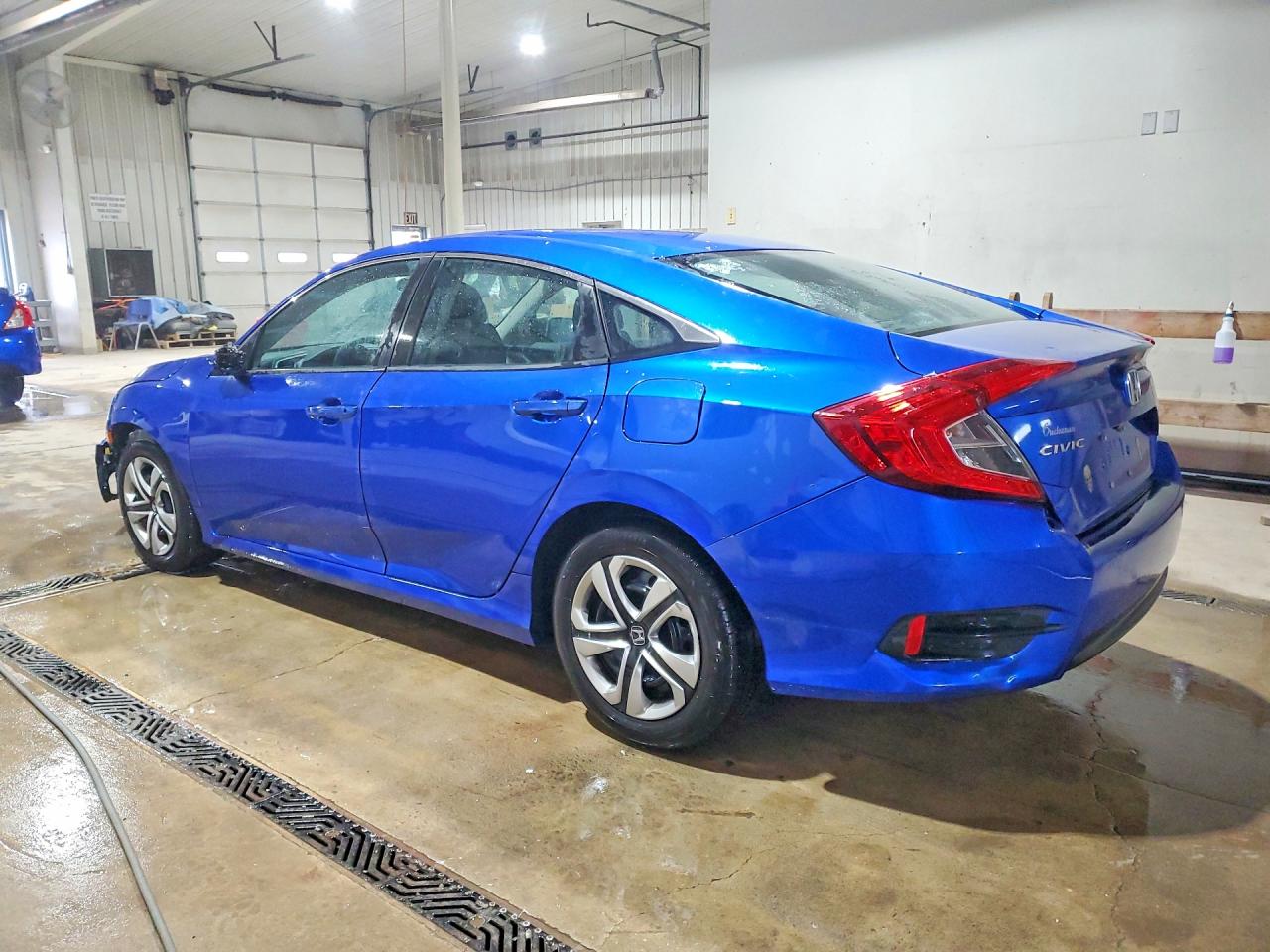 2016 HONDA CIVIC LX photo 3
