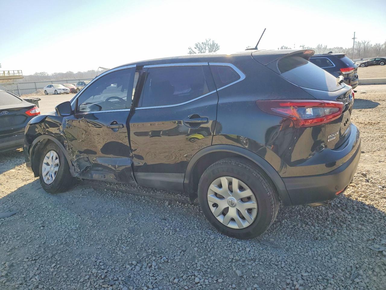 2020 NISSAN ROGUE SPORT S photo 2