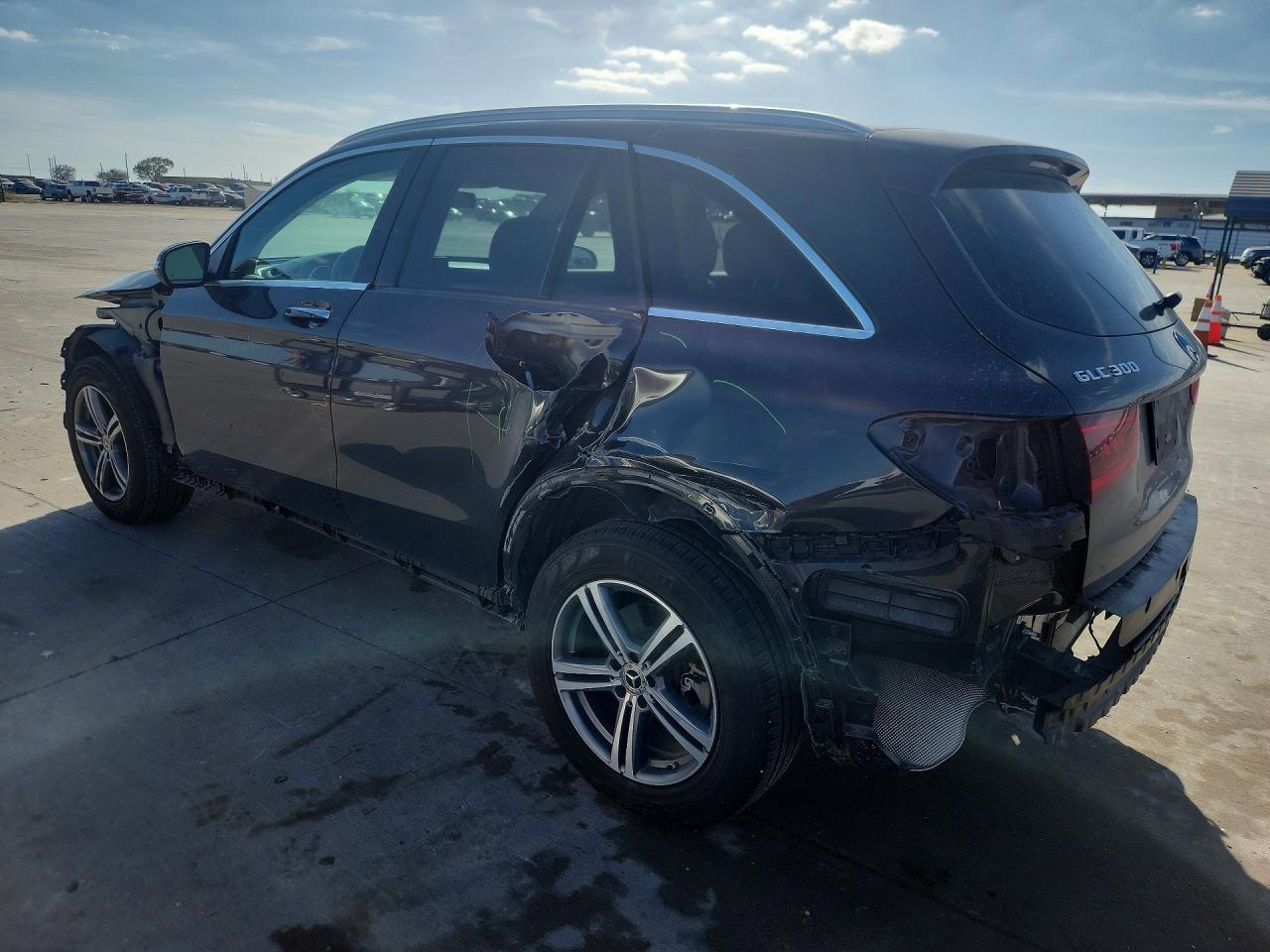 2020 MERCEDES-BENZ GLC 300 photo 3