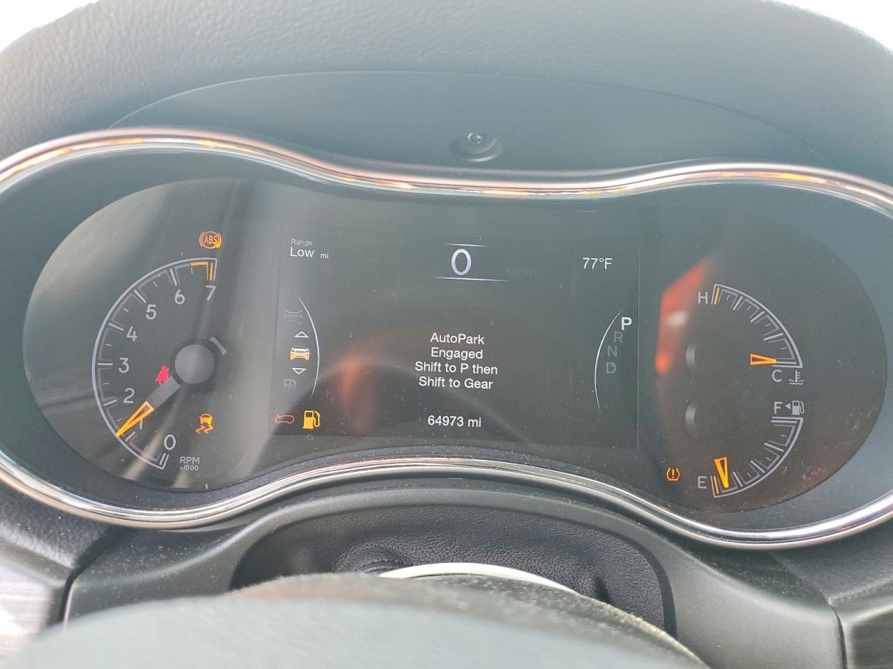 2020 JEEP GRAND CHEROKEE LAREDO photo 9