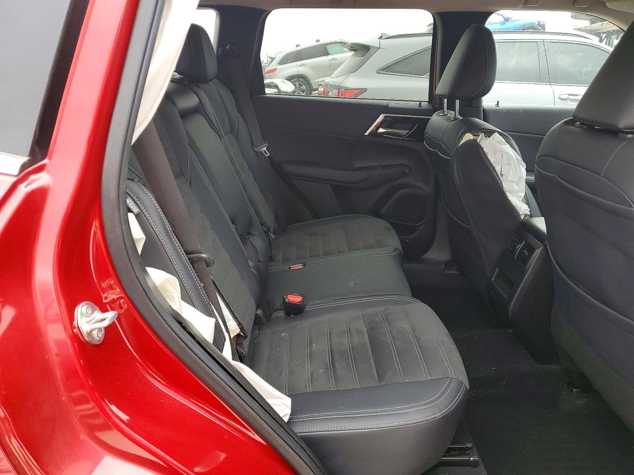 2024 MITSUBISHI OUTLANDER SE photo 21