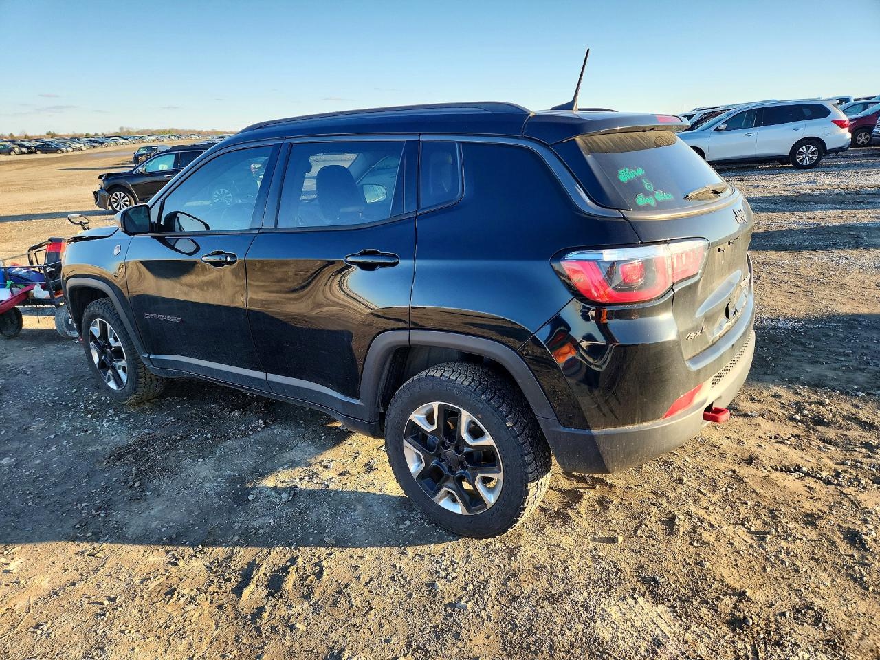 2017 JEEP COMPASS TRAILHAWK photo 3