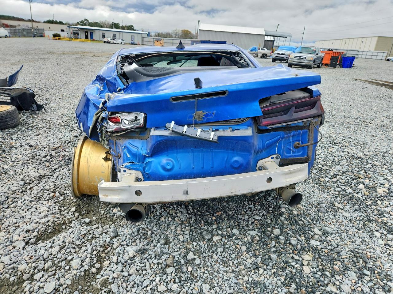 2016 CHEVROLET CAMARO LT photo 16