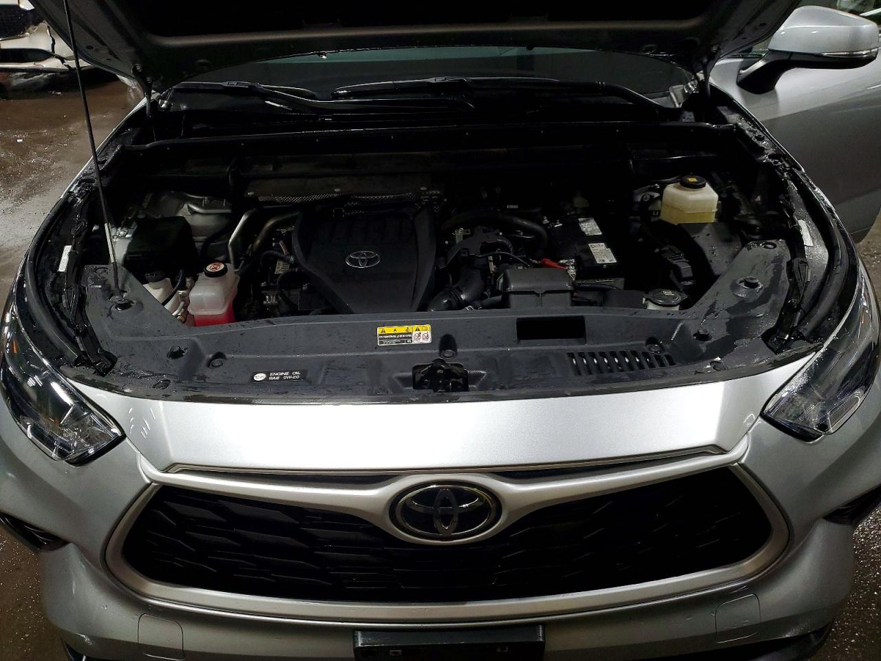 2023 TOYOTA HIGHLANDER LE photo 23
