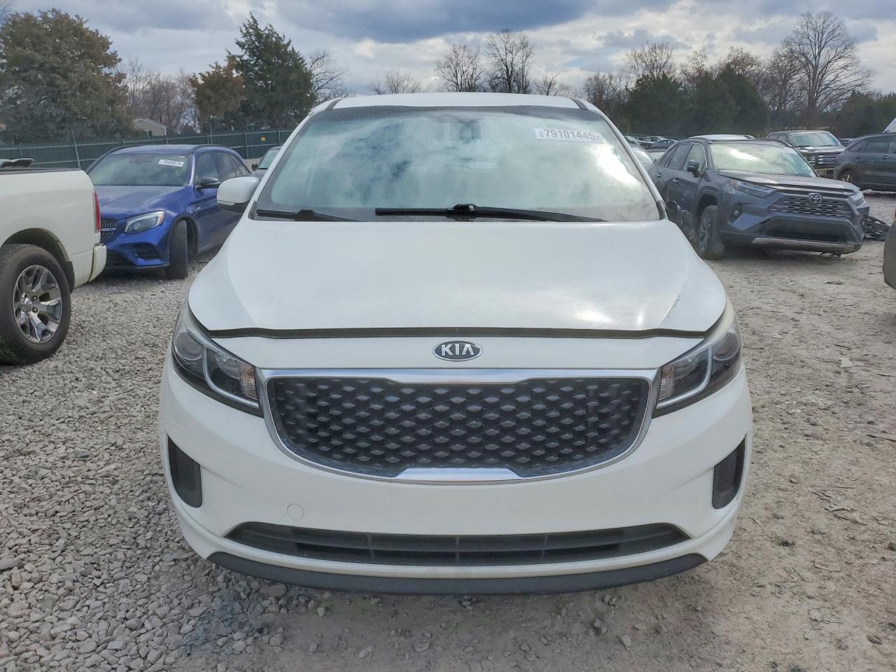 2017 KIA SEDONA L photo 5