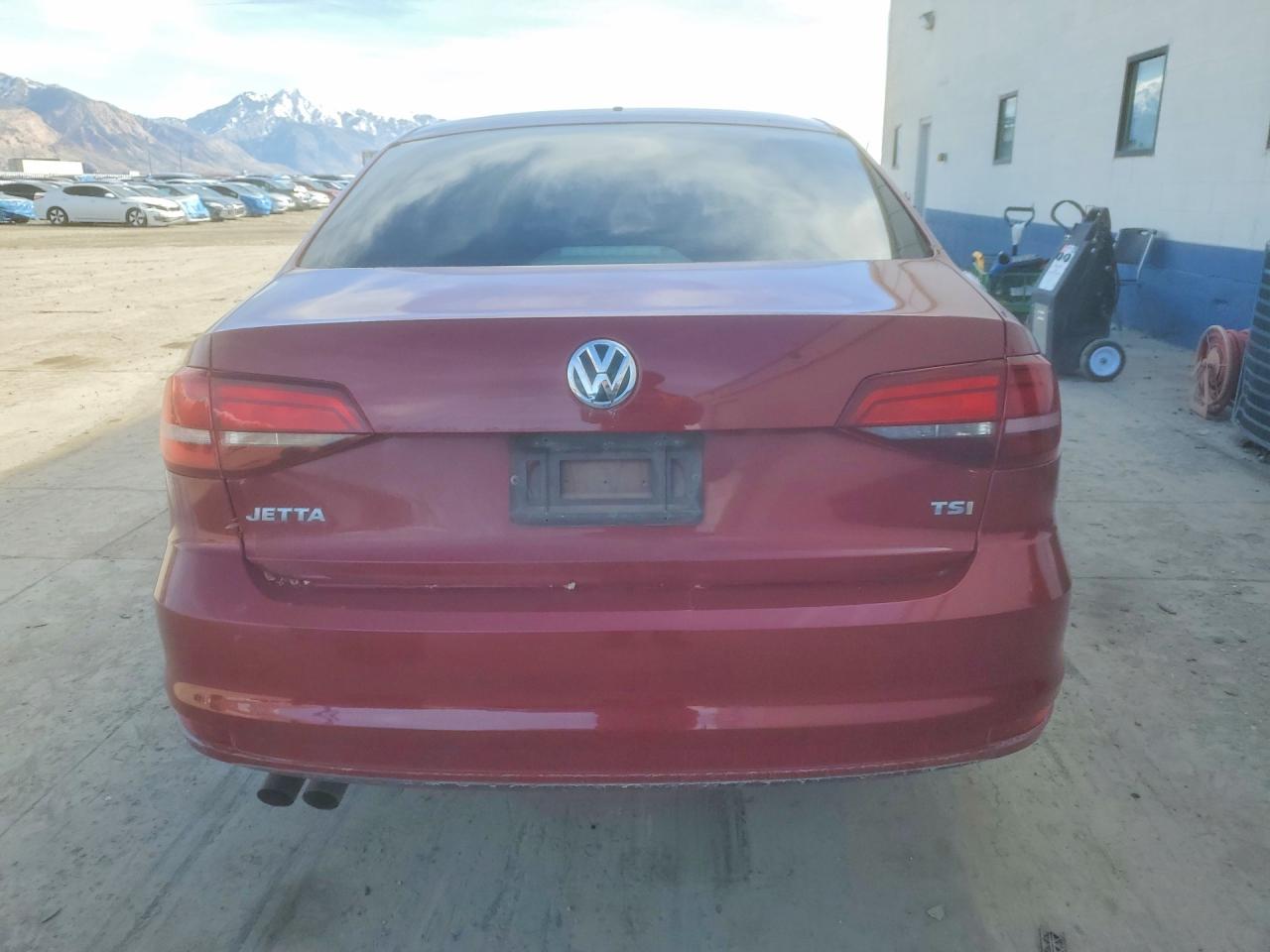 2016 VOLKSWAGEN JETTA S photo 6