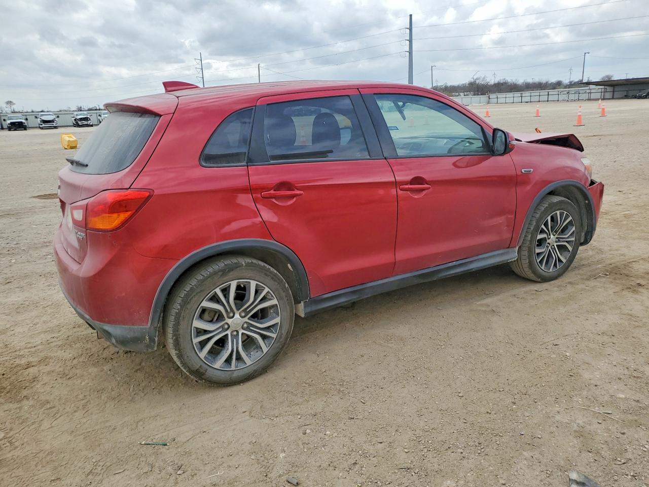 2017 MITSUBISHI OUTLANDER SPORT ES photo 5