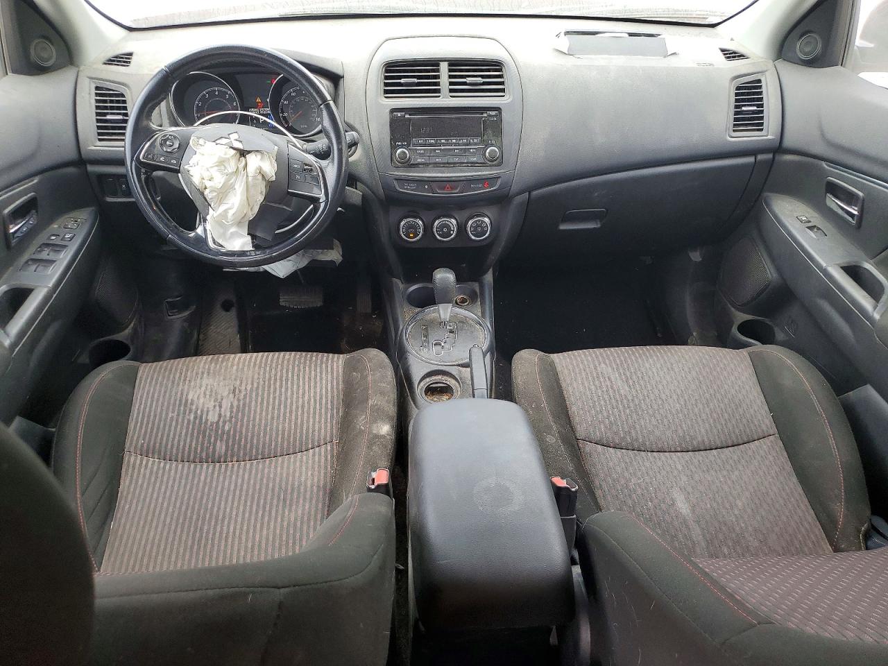 2017 MITSUBISHI OUTLANDER SPORT ES photo 15