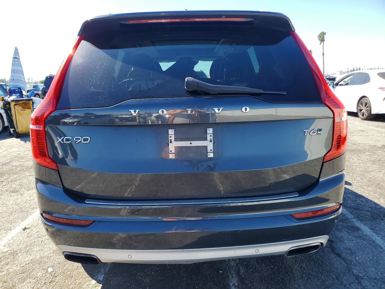 2016 VOLVO XC90 T6 photo 6