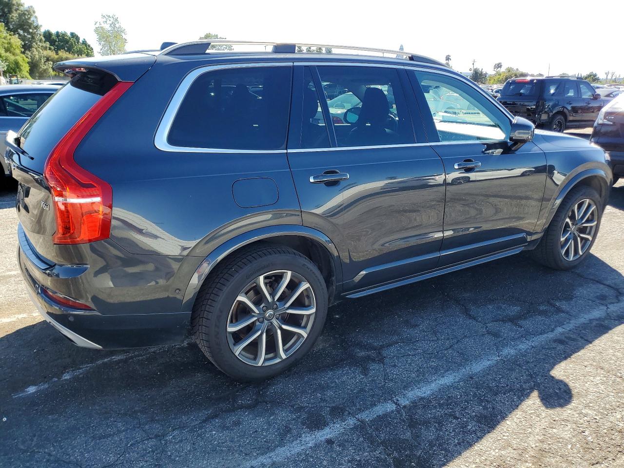 2016 VOLVO XC90 T6 photo 3