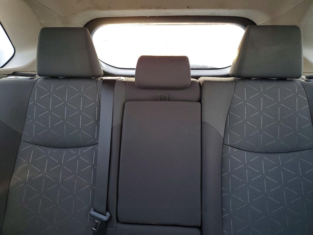 2021 TOYOTA RAV4 LE photo 28