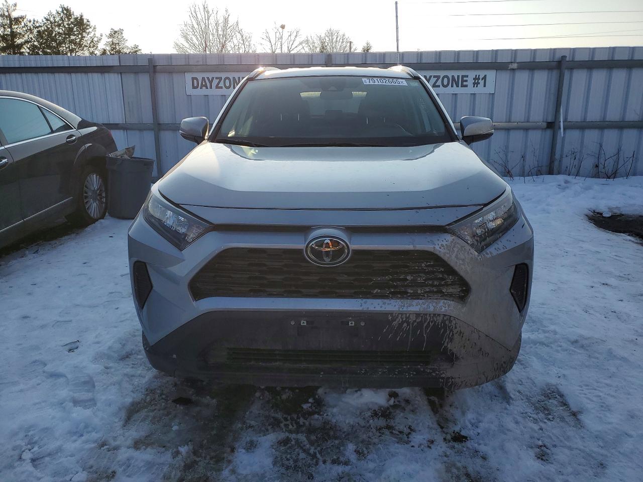 2021 TOYOTA RAV4 LE photo 13