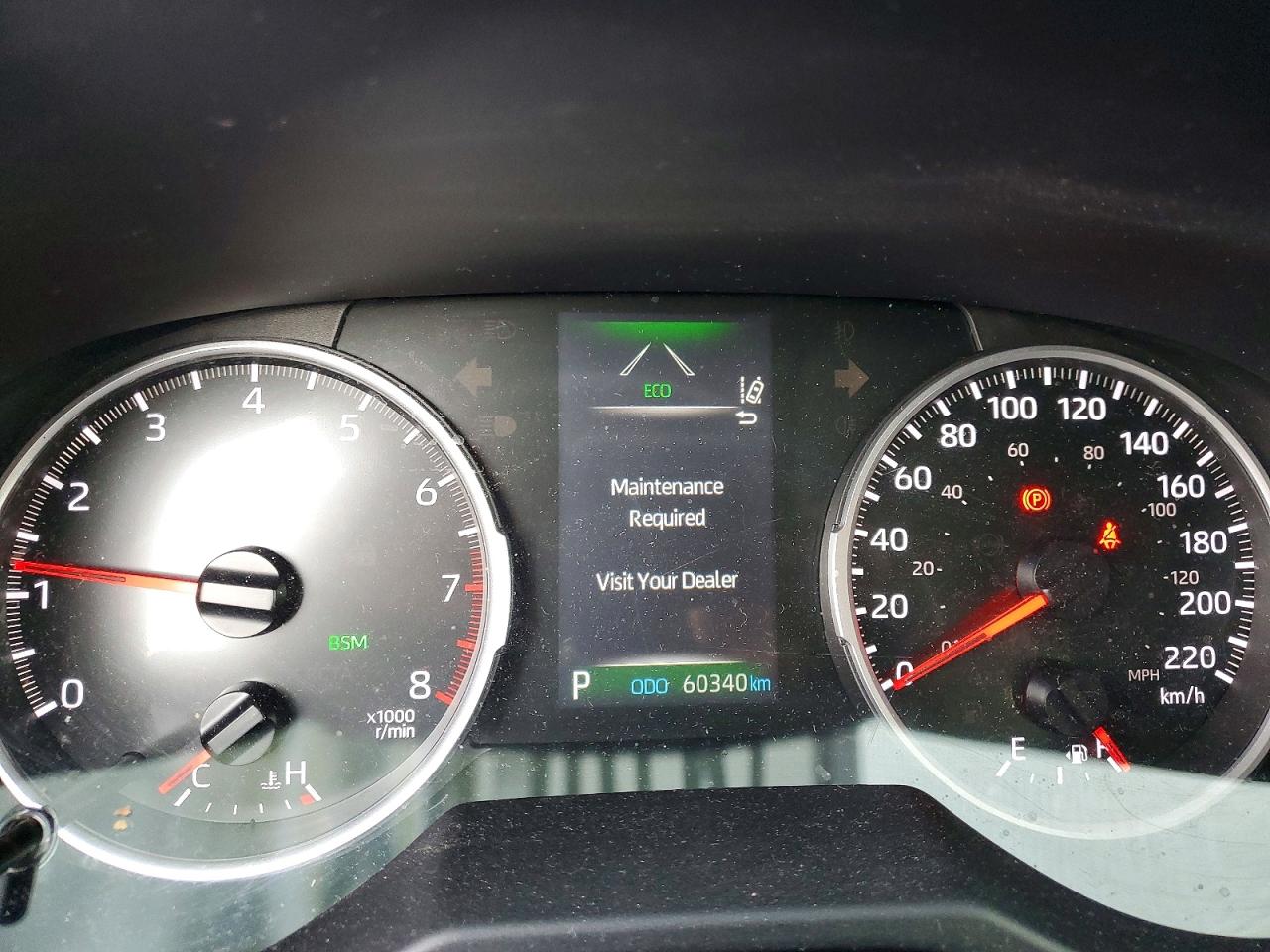 2021 TOYOTA RAV4 LE photo 25