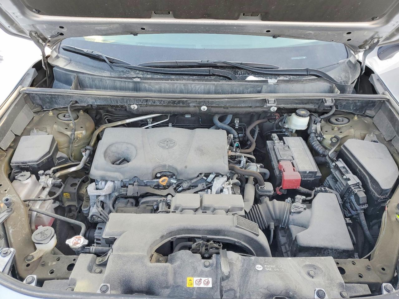 2021 TOYOTA RAV4 LE photo 34
