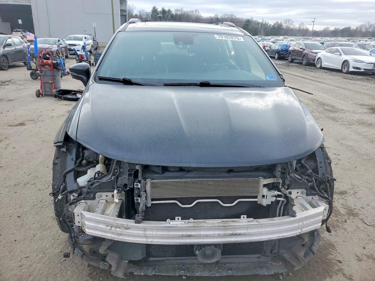 2019 CHRYSLER PACIFICA LIMITED photo 5