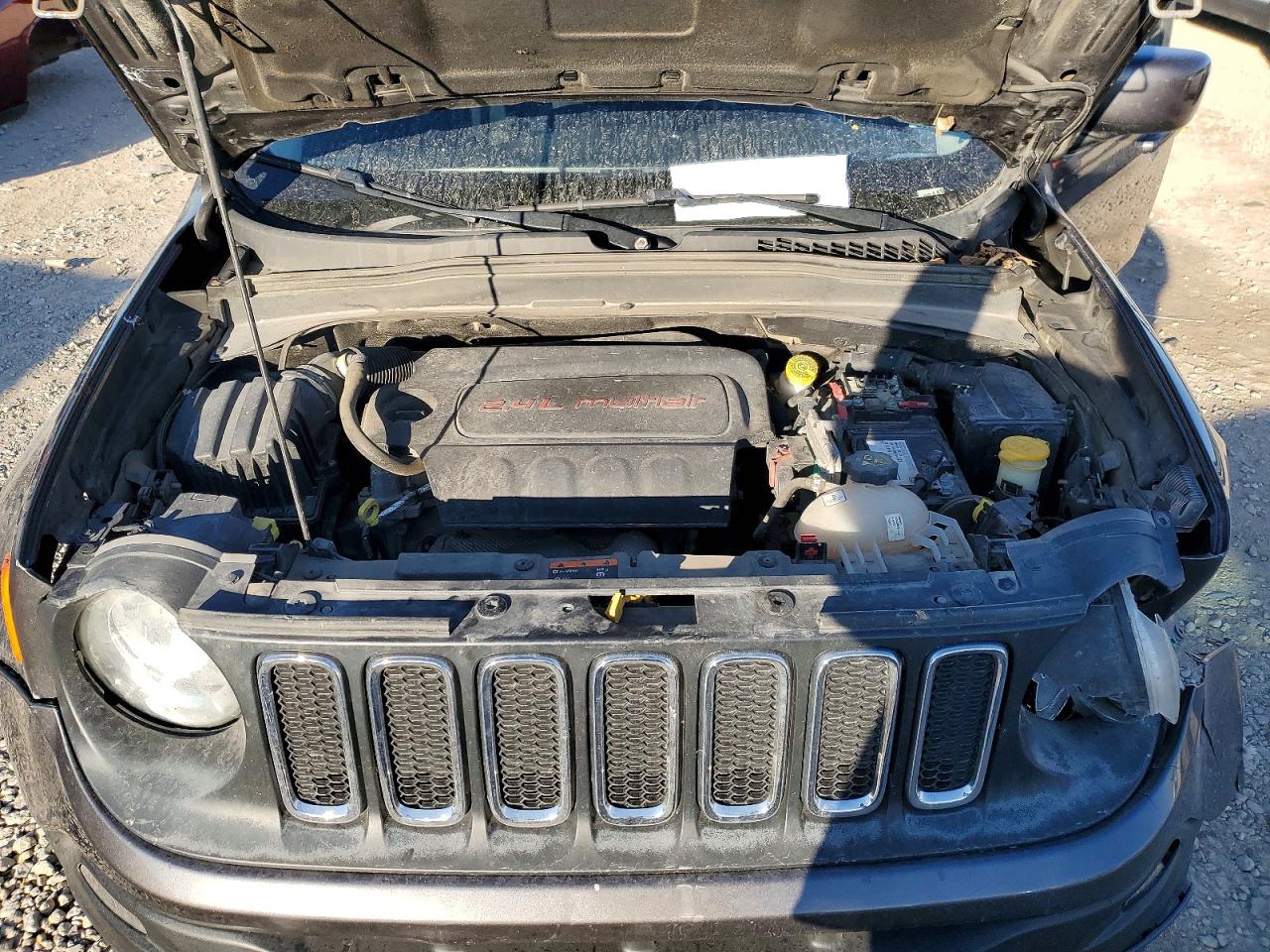 2017 JEEP RENEGADE LATITUDE photo 23