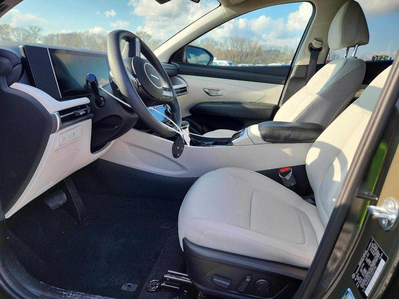 2025 HYUNDAI TUCSON SEL photo 7