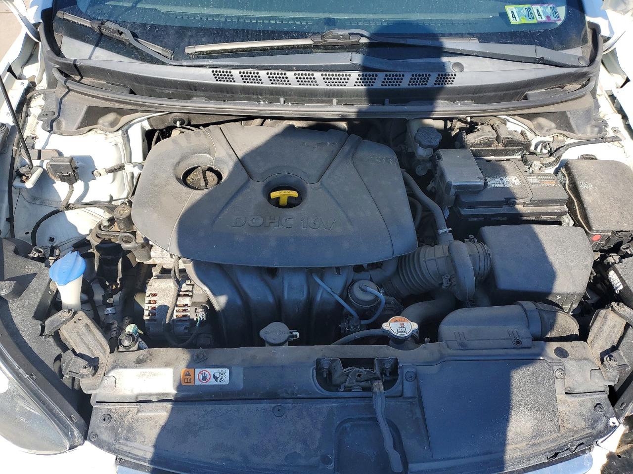 2016 HYUNDAI ELANTRA SE photo 11