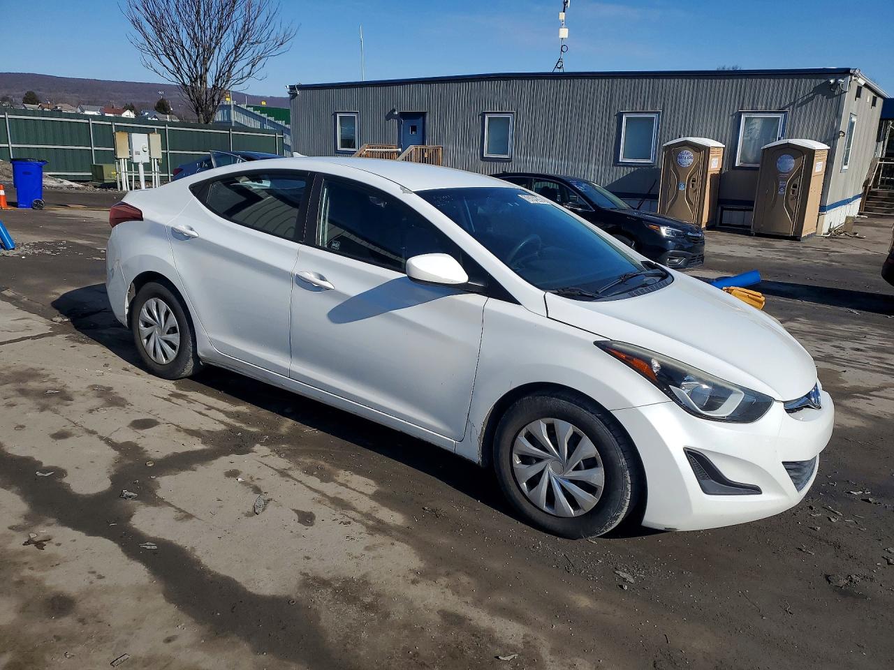 2016 HYUNDAI ELANTRA SE photo 4