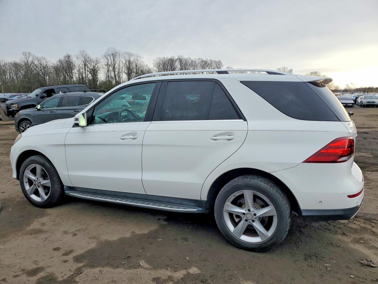 2016 MERCEDES-BENZ GLE 350 4MATIC photo 3