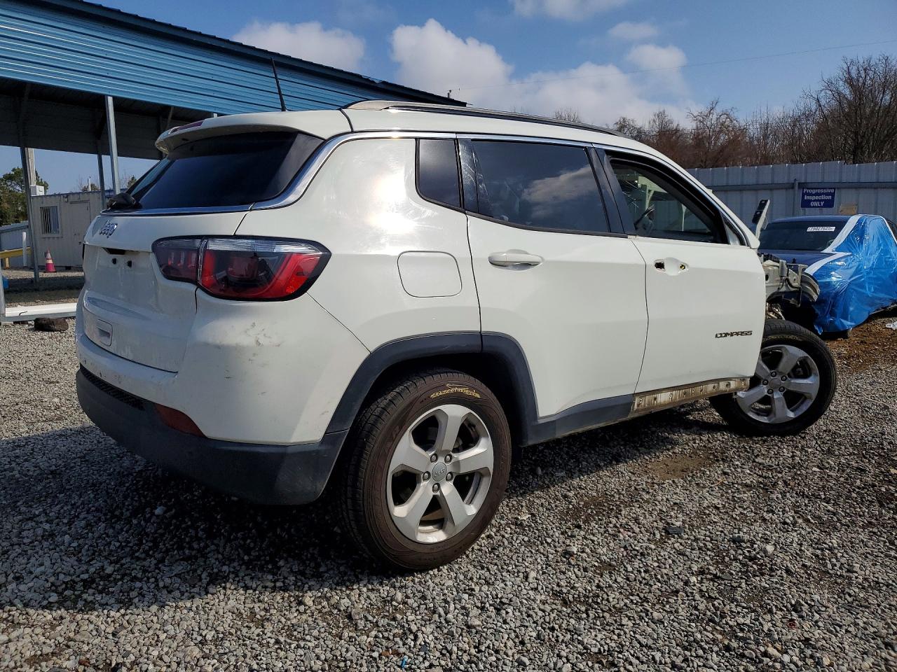 2019 JEEP COMPASS LATITUDE photo 5