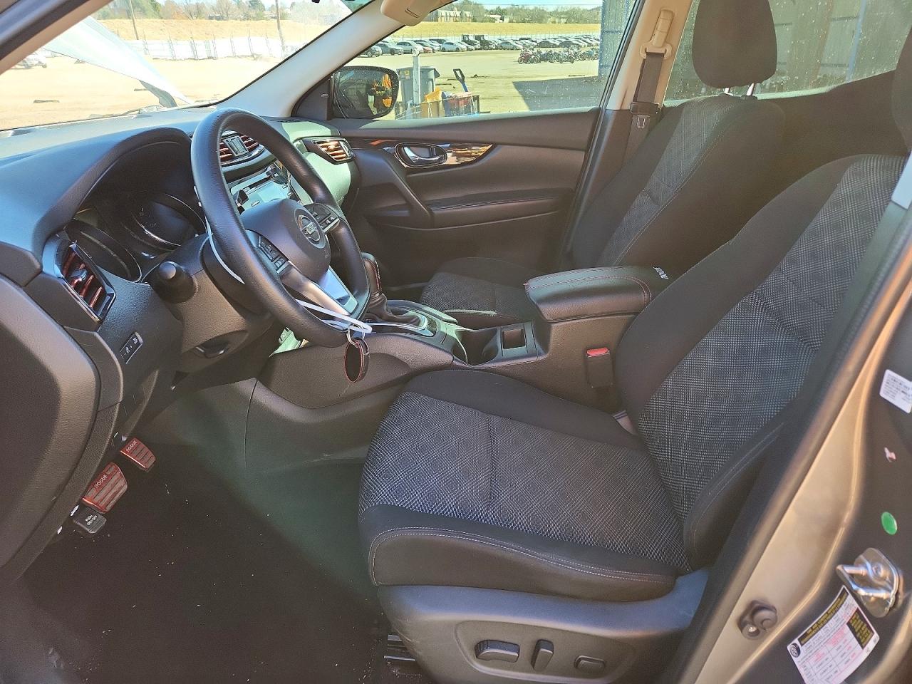 2018 NISSAN ROGUE SPORT SV photo 13