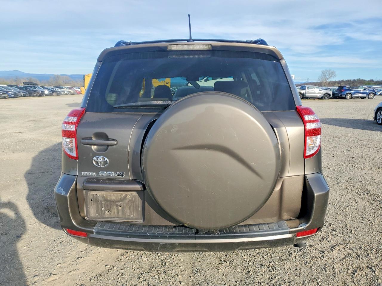 2009 TOYOTA RAV4 BASE photo 16