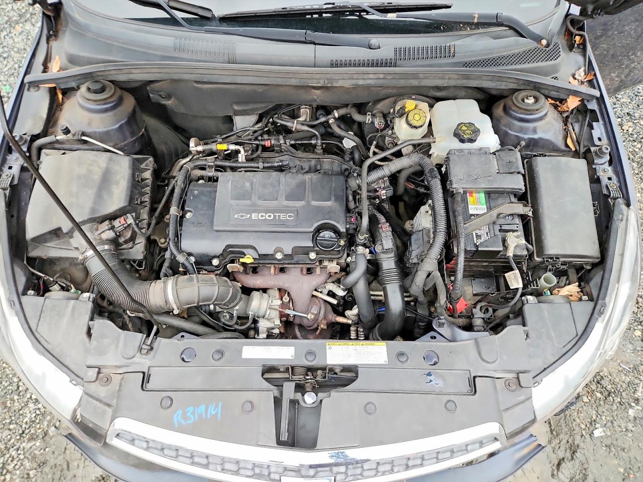 2014 CHEV CRUZE LT photo 21