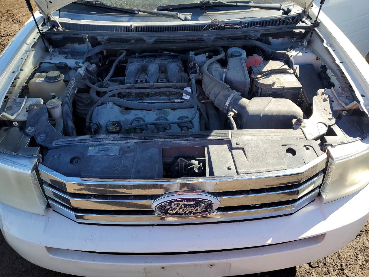 2011 FORD FLEX SE photo 23