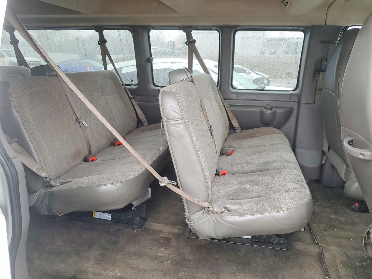 2019 CHEV EXPRESS G3500 LT photo 11