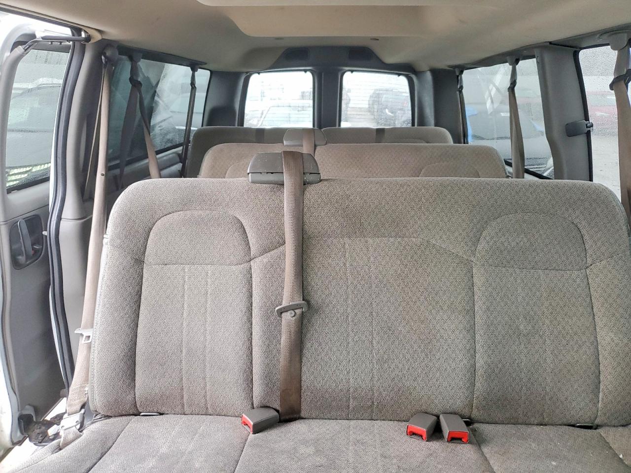 2019 CHEV EXPRESS G3500 LT photo 10