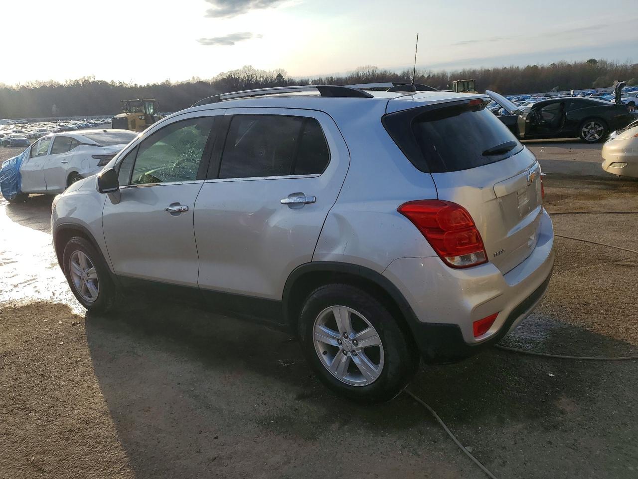 2019 CHEVROLET TRAX 1LT photo 3