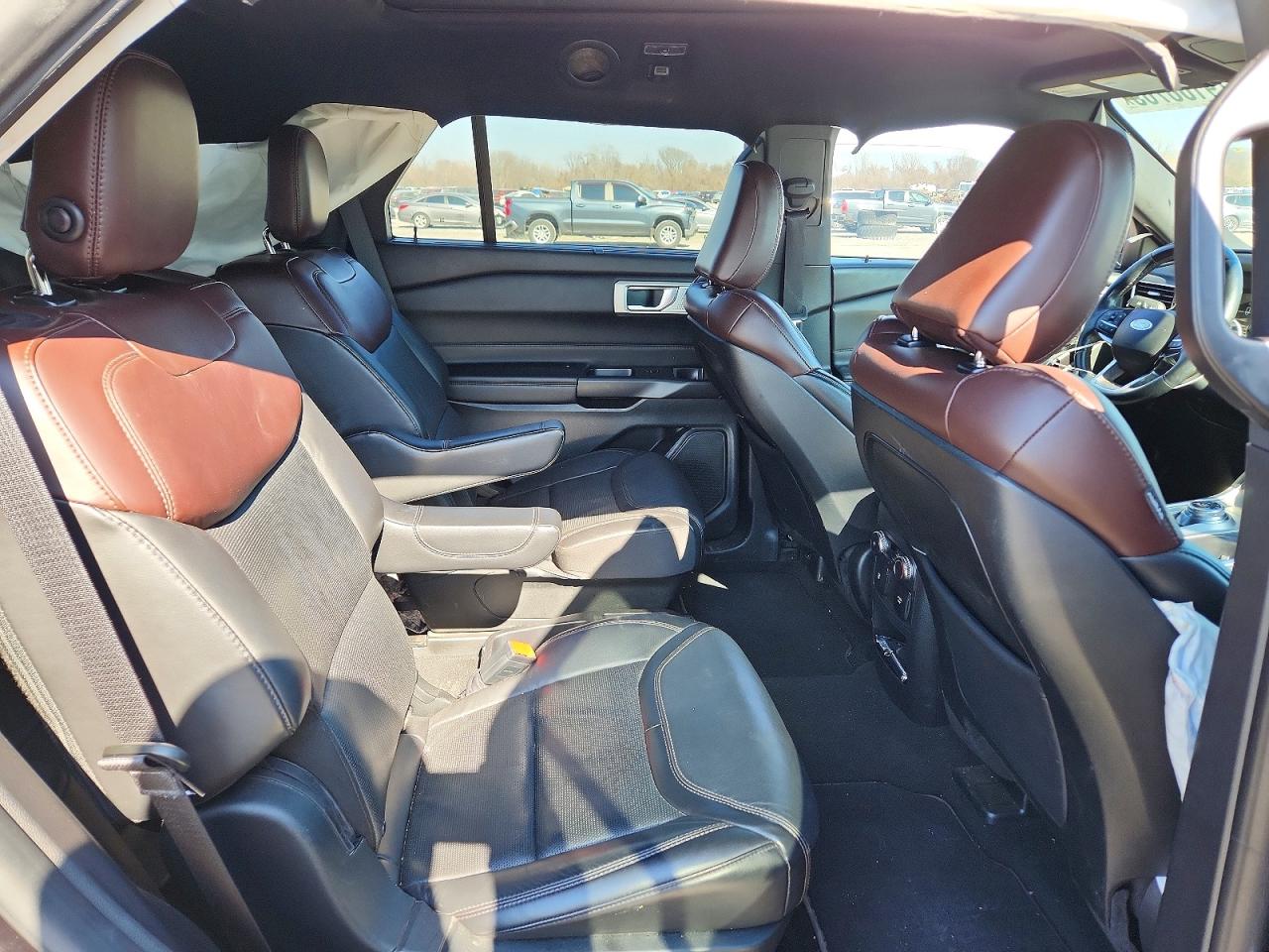 2020 FORD EXPLORER PLATINUM photo 11