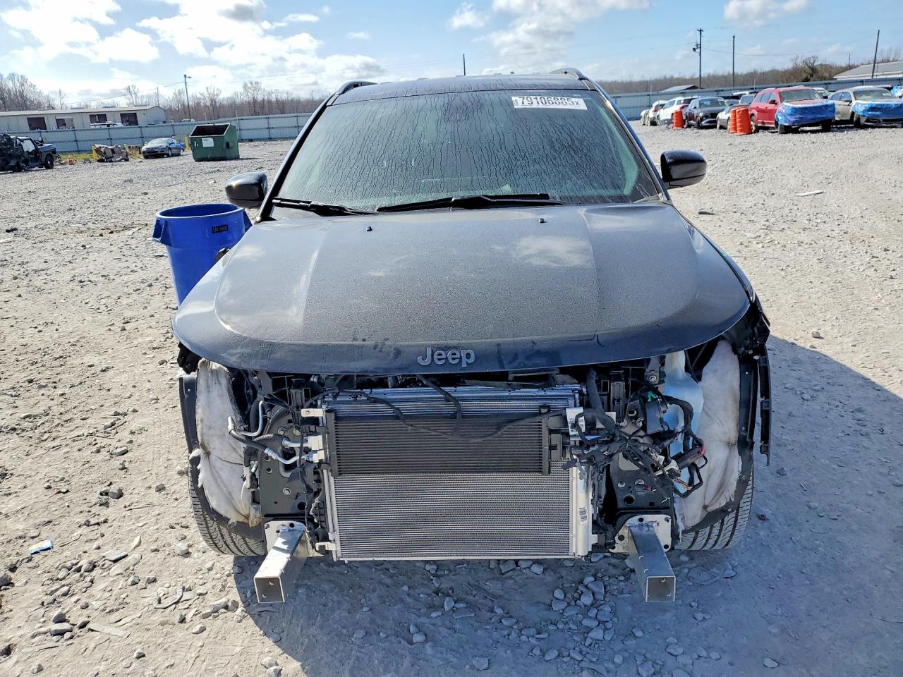 2025 JEEP COMPASS LATITUDE photo 9