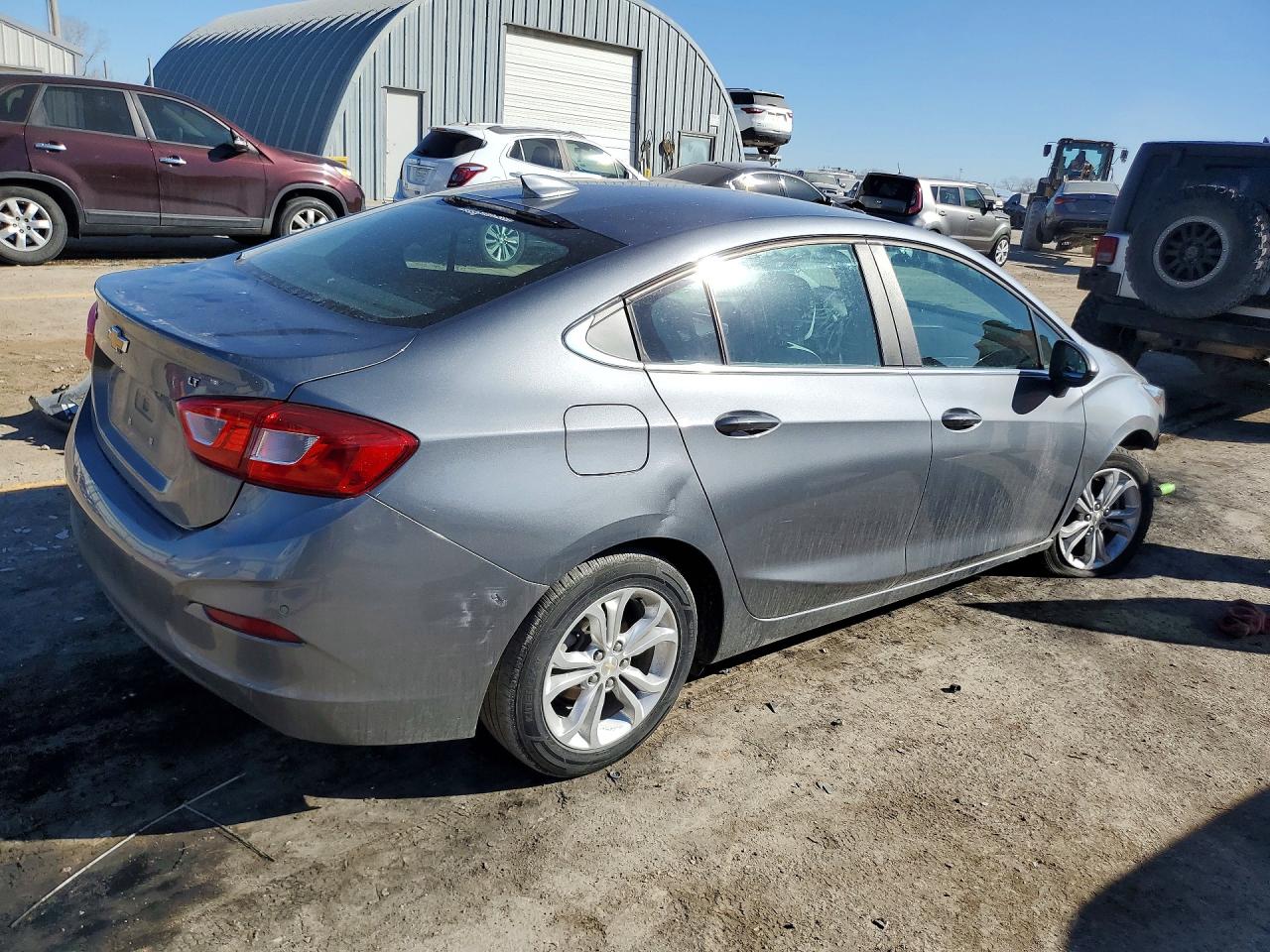 2019 CHEVROLET CRUZE LT photo 7
